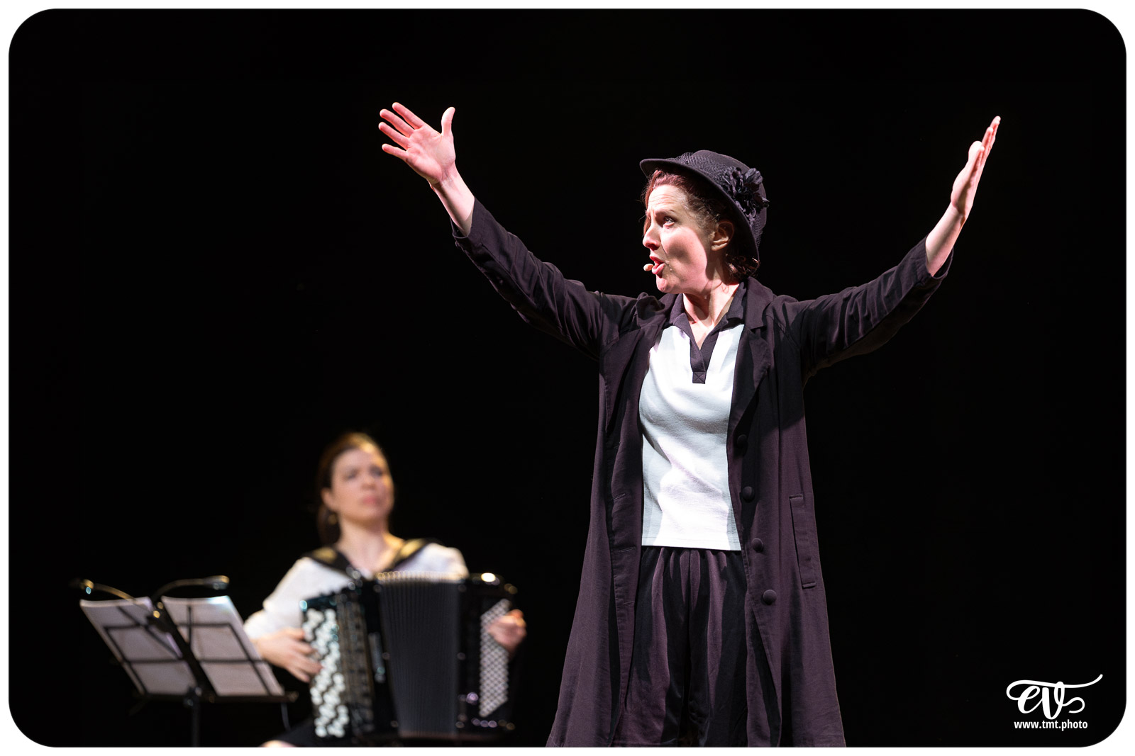 JE DANSE AVEC MILLIAT (KAREN CHATAIGNER)